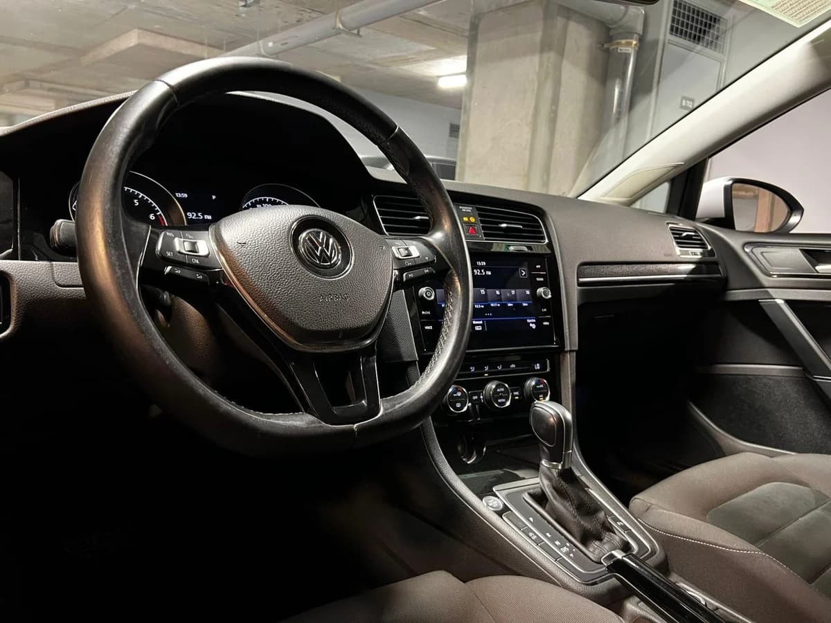 VOLKSWAGEN GOLF SPORT 1.4 2018 - Imagen 17