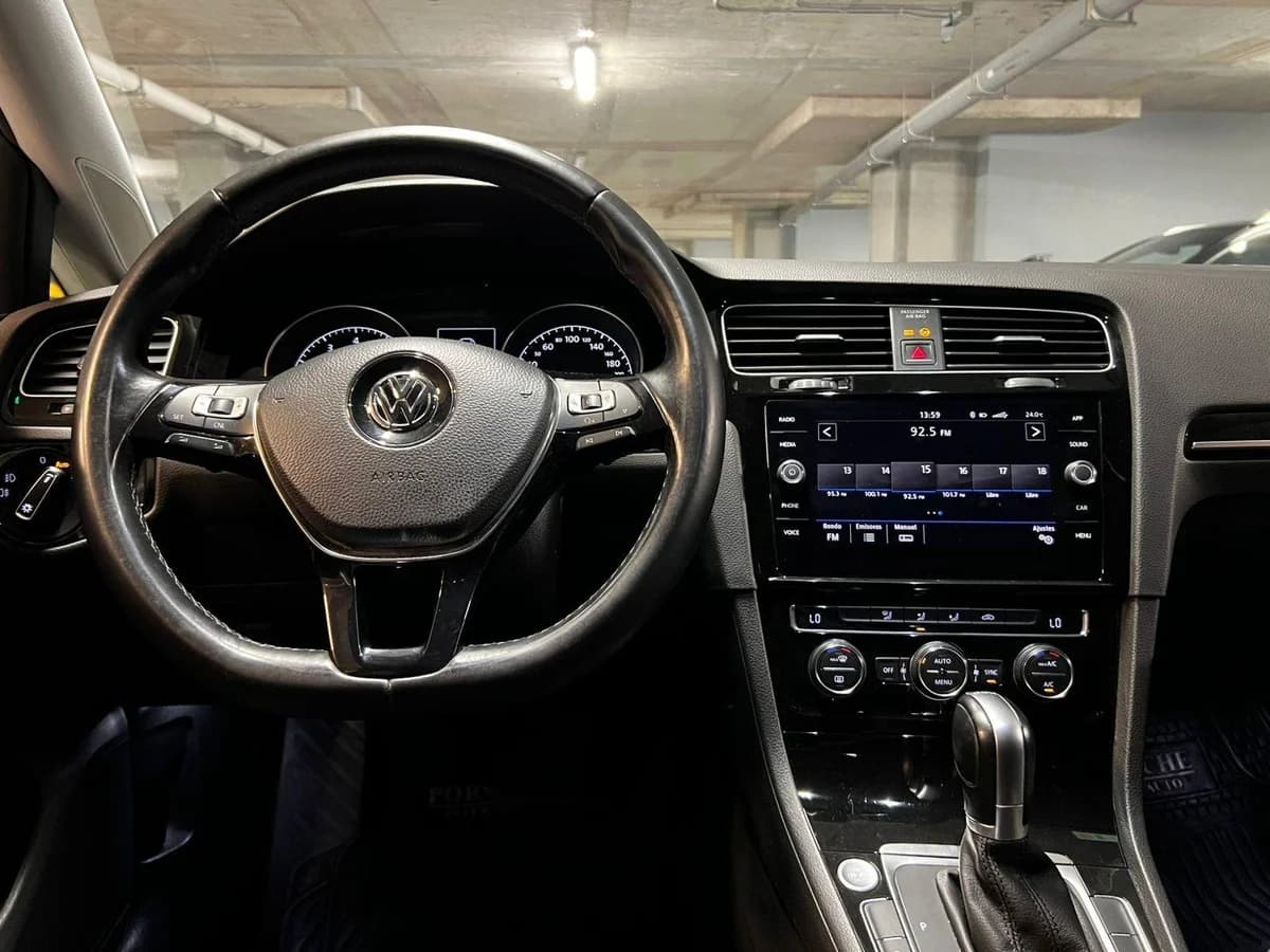 VOLKSWAGEN GOLF SPORT 1.4 2018 - Imagen 19
