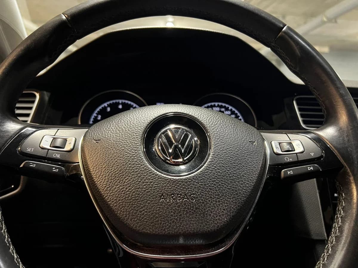 VOLKSWAGEN GOLF SPORT 1.4 2018 - Imagen 2