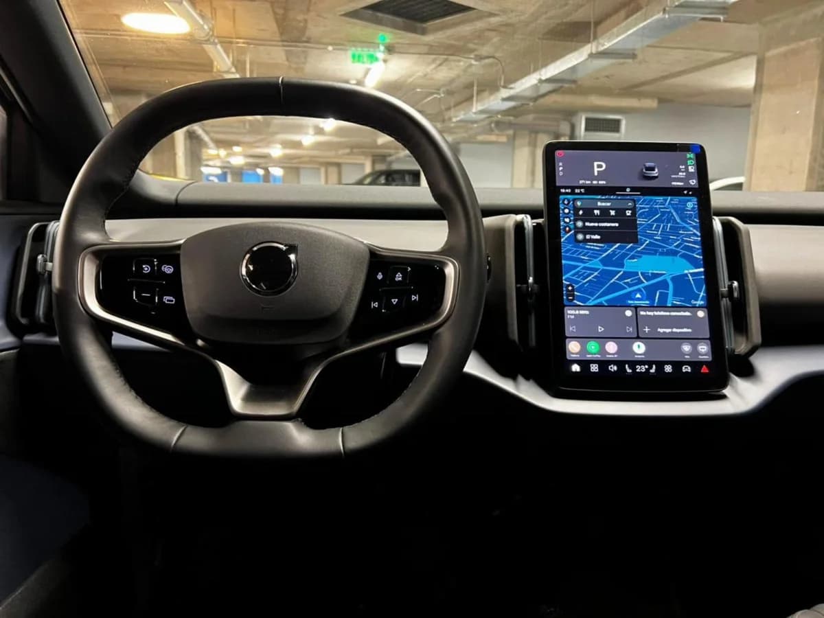 VOLVO EX30 E60 CORE 2025 - Imagen 4