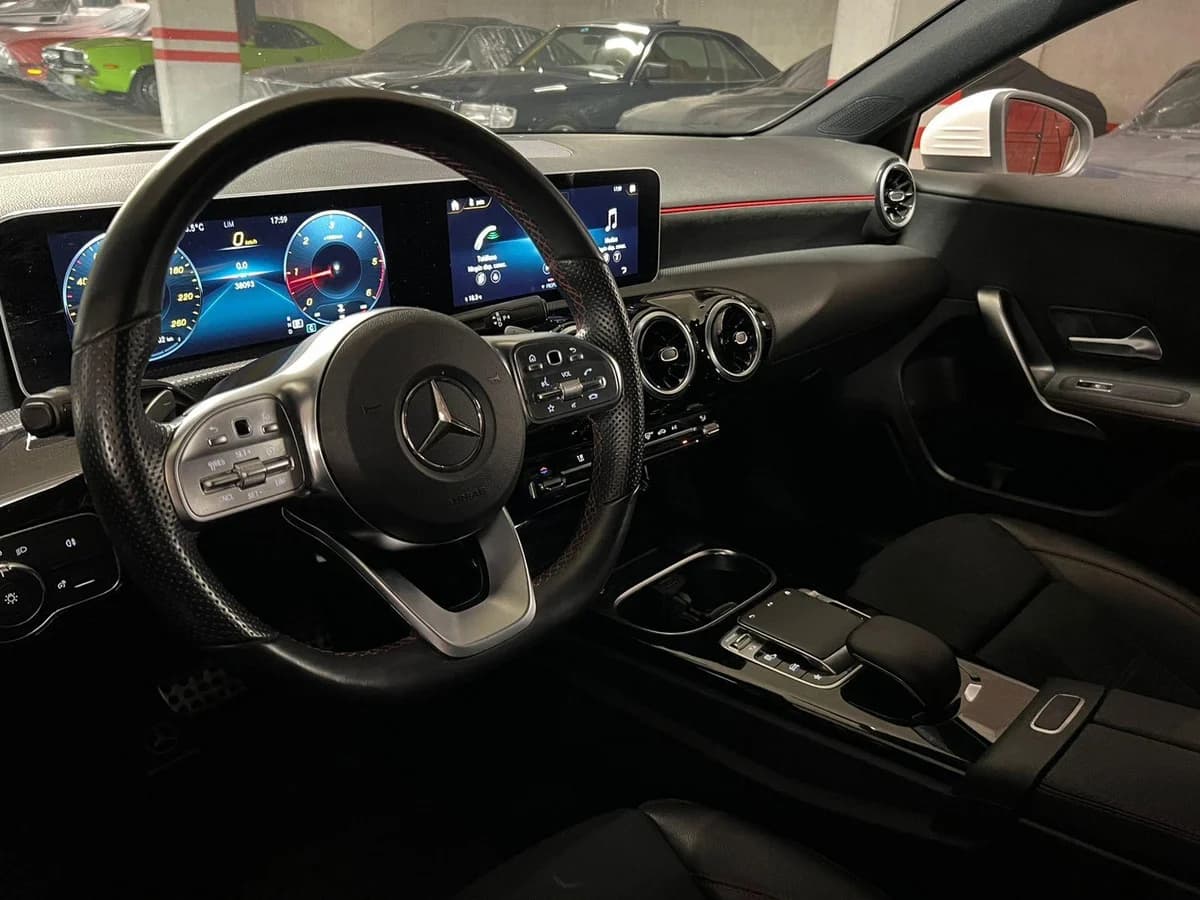 MERCEDES-BENZ A200 2021 - Imagen 13