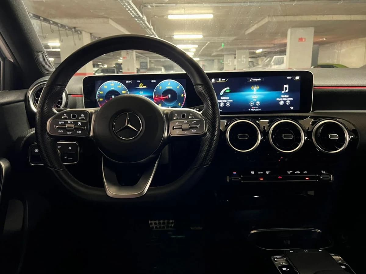 MERCEDES-BENZ A200 2021 - Imagen 15