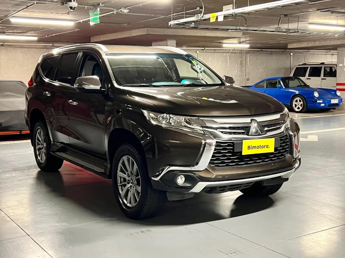 MITSUBISHI MONTERO SPORT DIESEL 4X4 2018 - Imagen 7