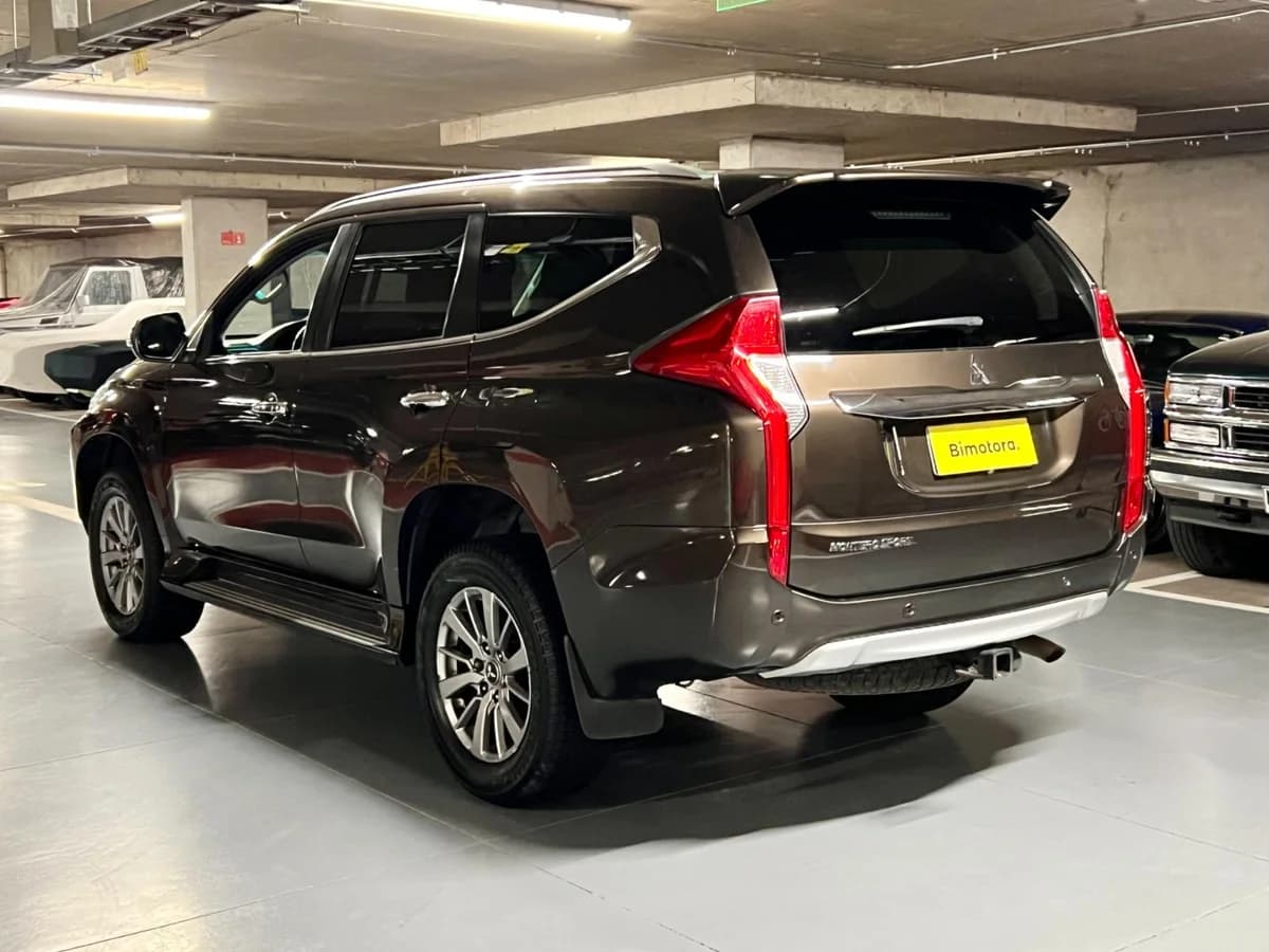 MITSUBISHI MONTERO SPORT DIESEL 4X4 2018 - Imagen 9
