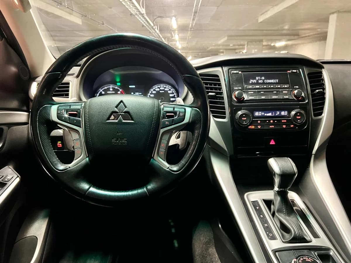 MITSUBISHI MONTERO SPORT DIESEL 4X4 2018 - Imagen 21