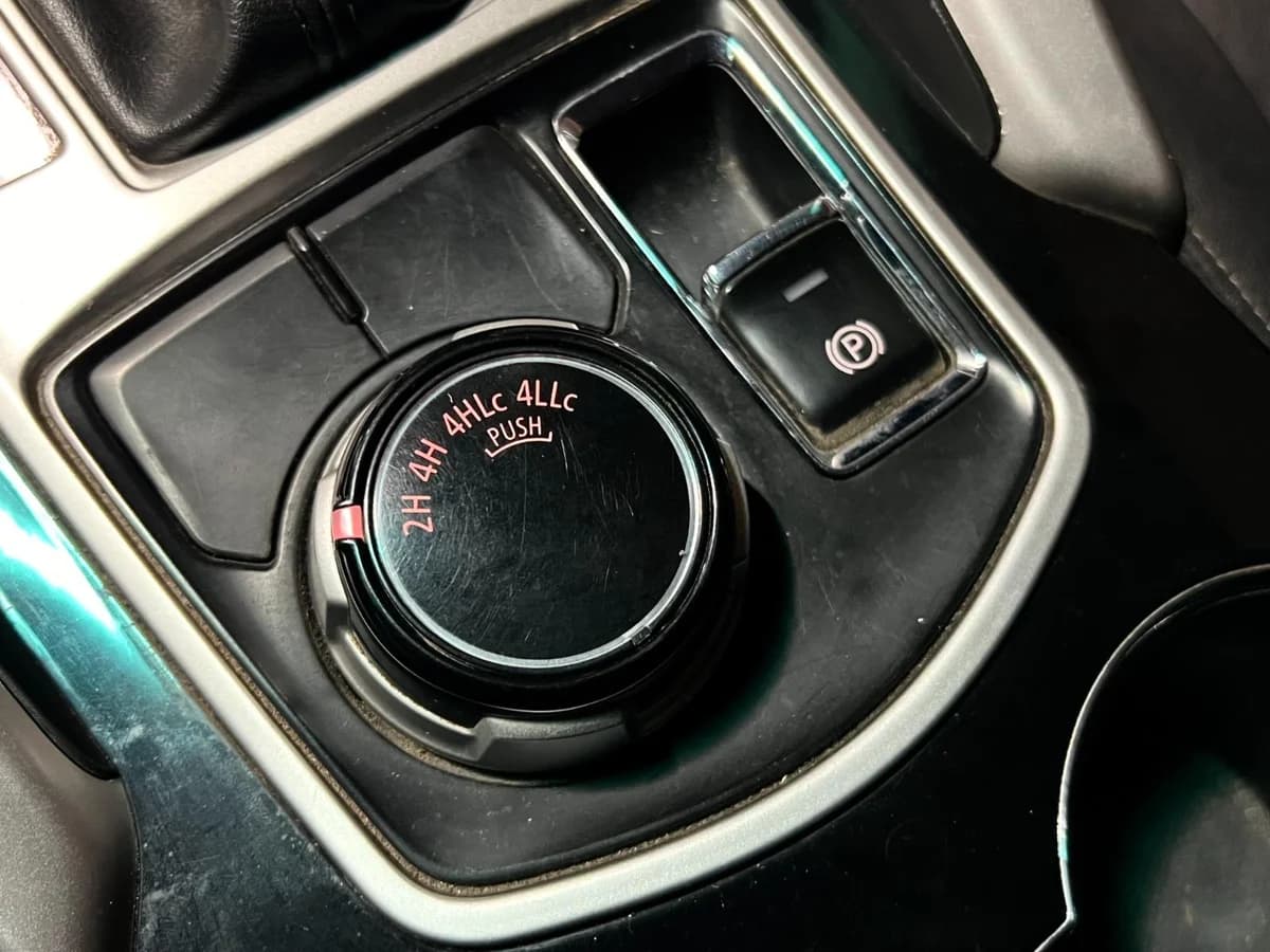 MITSUBISHI MONTERO SPORT DIESEL 4X4 2018 - Imagen 15