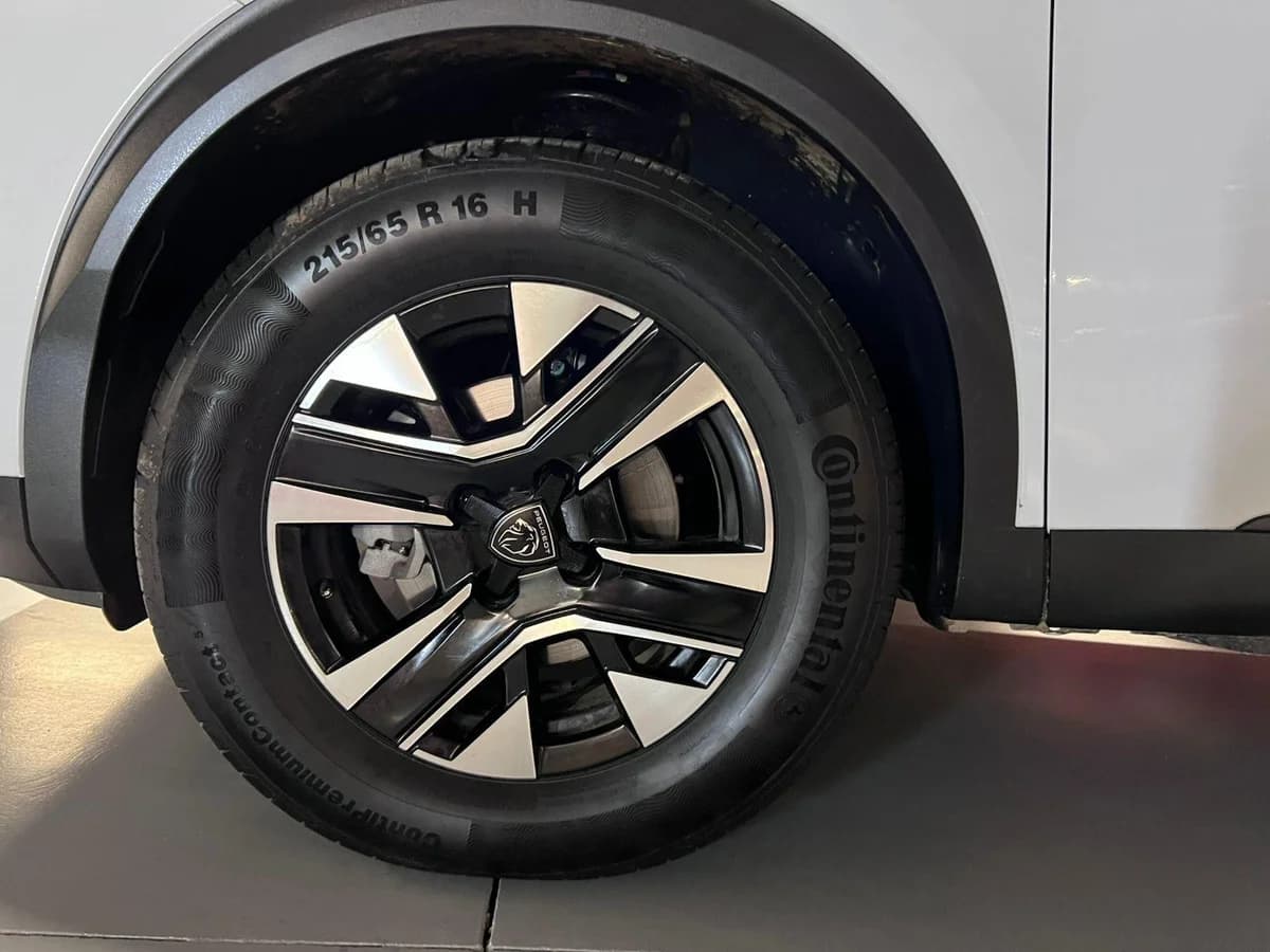 PEUGEOT 2008 ACTIVE 1.2 MT 2025 - Imagen 14