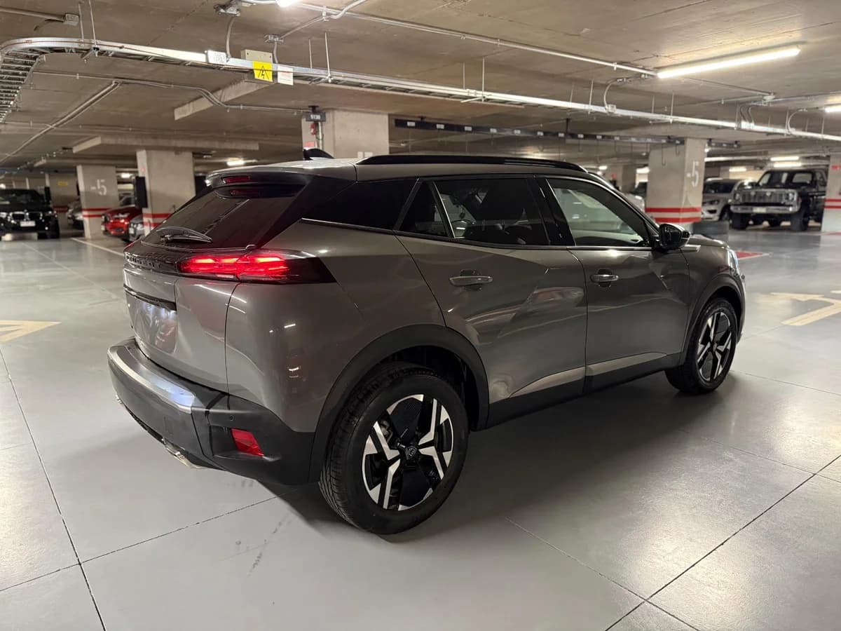 PEUGEOT 2008 ALLURE PURETECH 130 2024 - Imagen 5