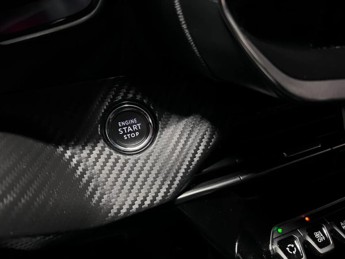 PEUGEOT 2008 PURETECH 130 1.2 MT 2024 - Imagen 4
