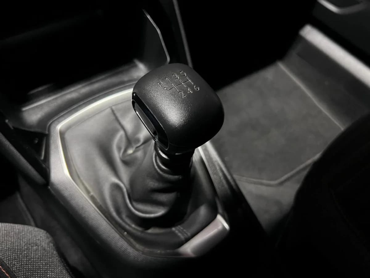 PEUGEOT 2008 PURETECH 130 1.2 MT 2024 - Imagen 12
