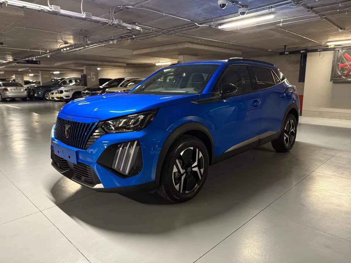 PEUGEOT 2008 ALLURE PURETECH 130 2024 - Imagen 3
