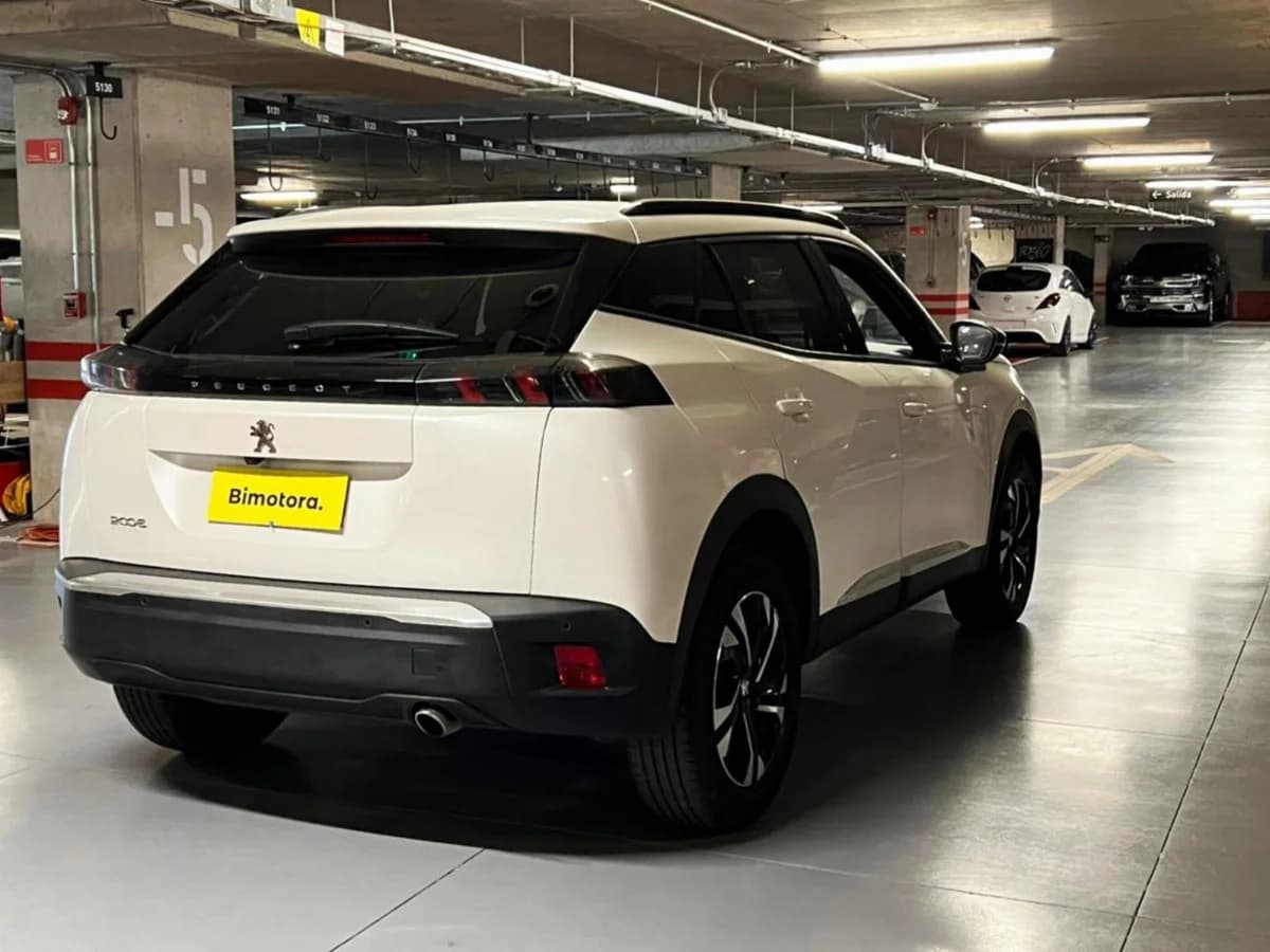 PEUGEOT 2008 DIESEL 2023 - Imagen 11