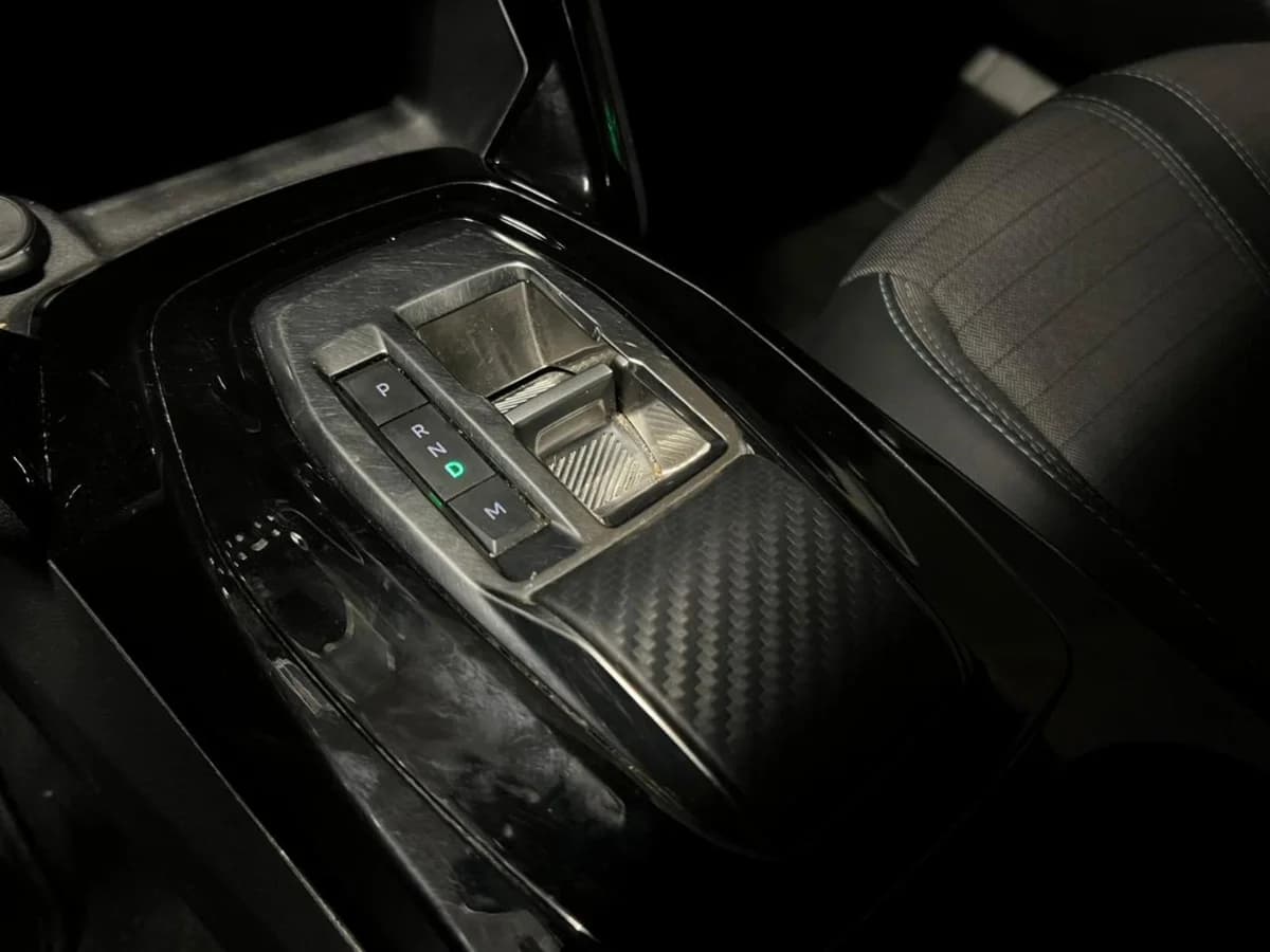 PEUGEOT 2008 DIESEL 2023 - Imagen 14