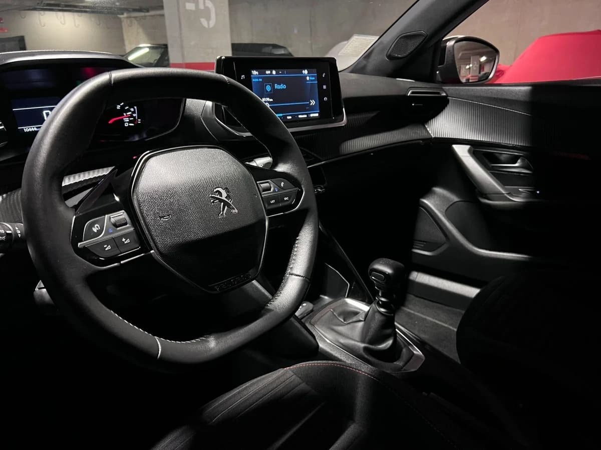 PEUGEOT 2008 PURETECH MT 1.2 2023 - Imagen 15