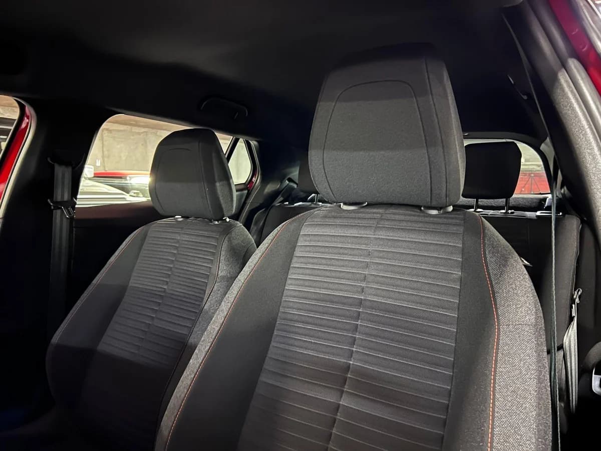 PEUGEOT 2008 PURETECH MT 1.2 2023 - Imagen 12