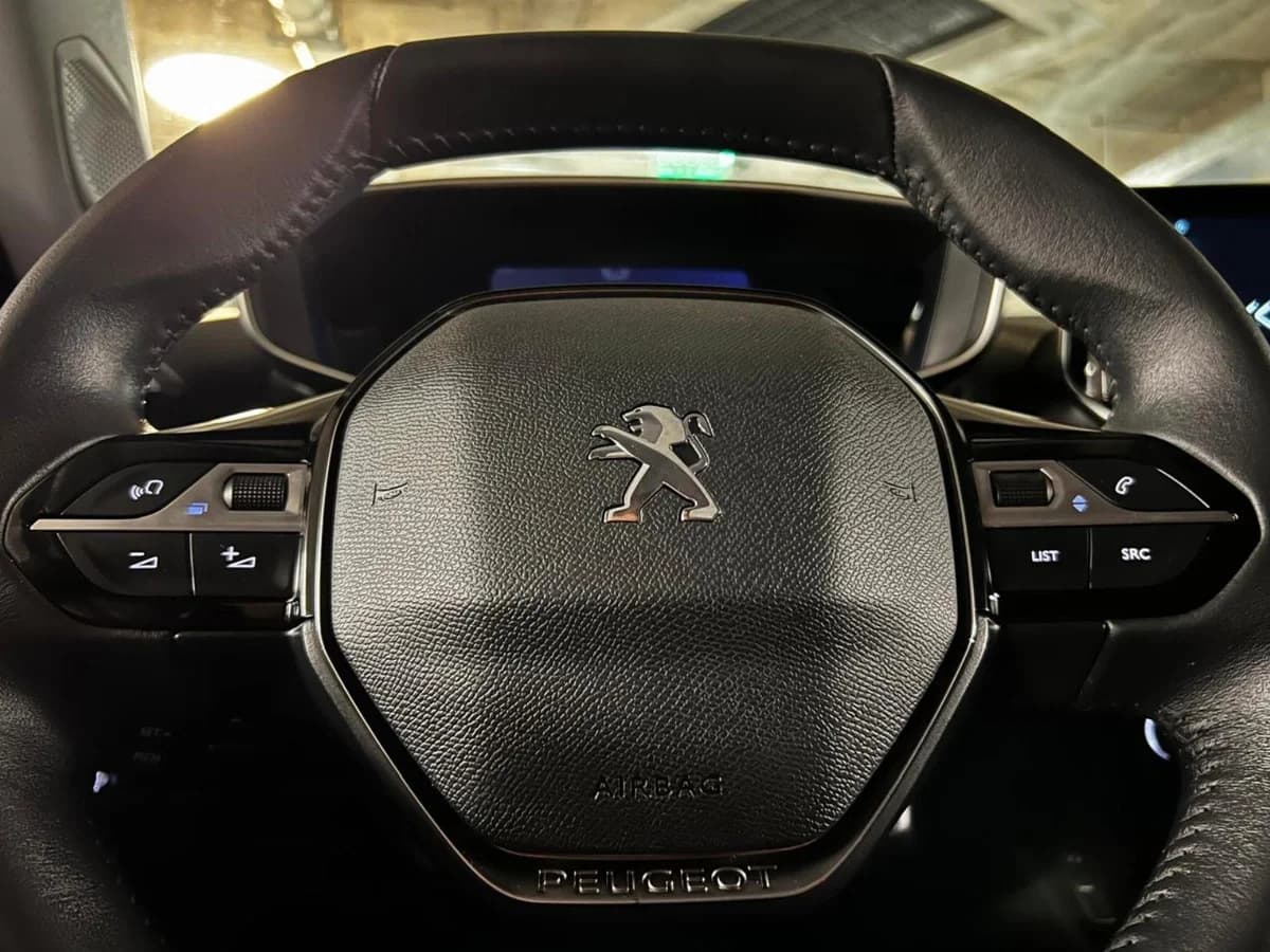 PEUGEOT 2008 1.2 MT PURETECH 130 2022 - Imagen 2