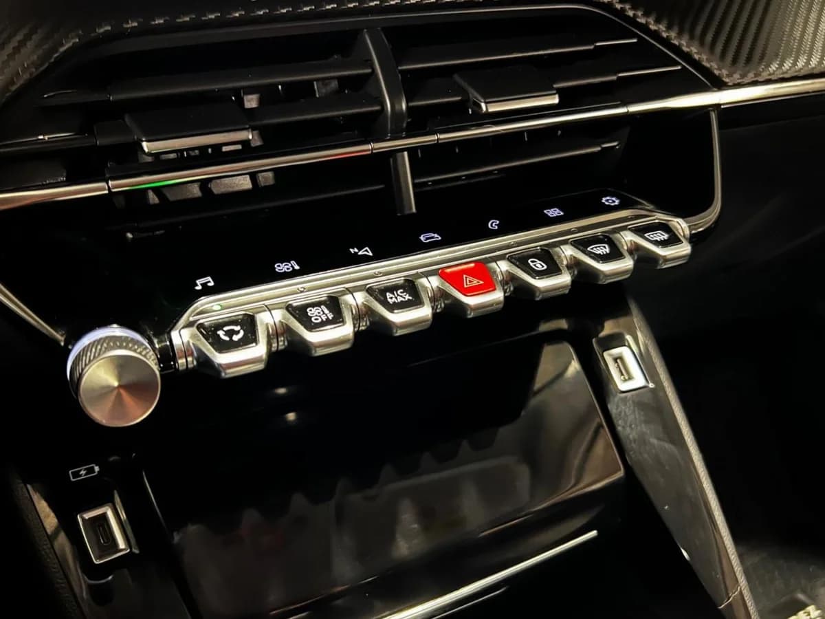 PEUGEOT 2008 1.2 MT PURETECH 130 2022 - Imagen 11