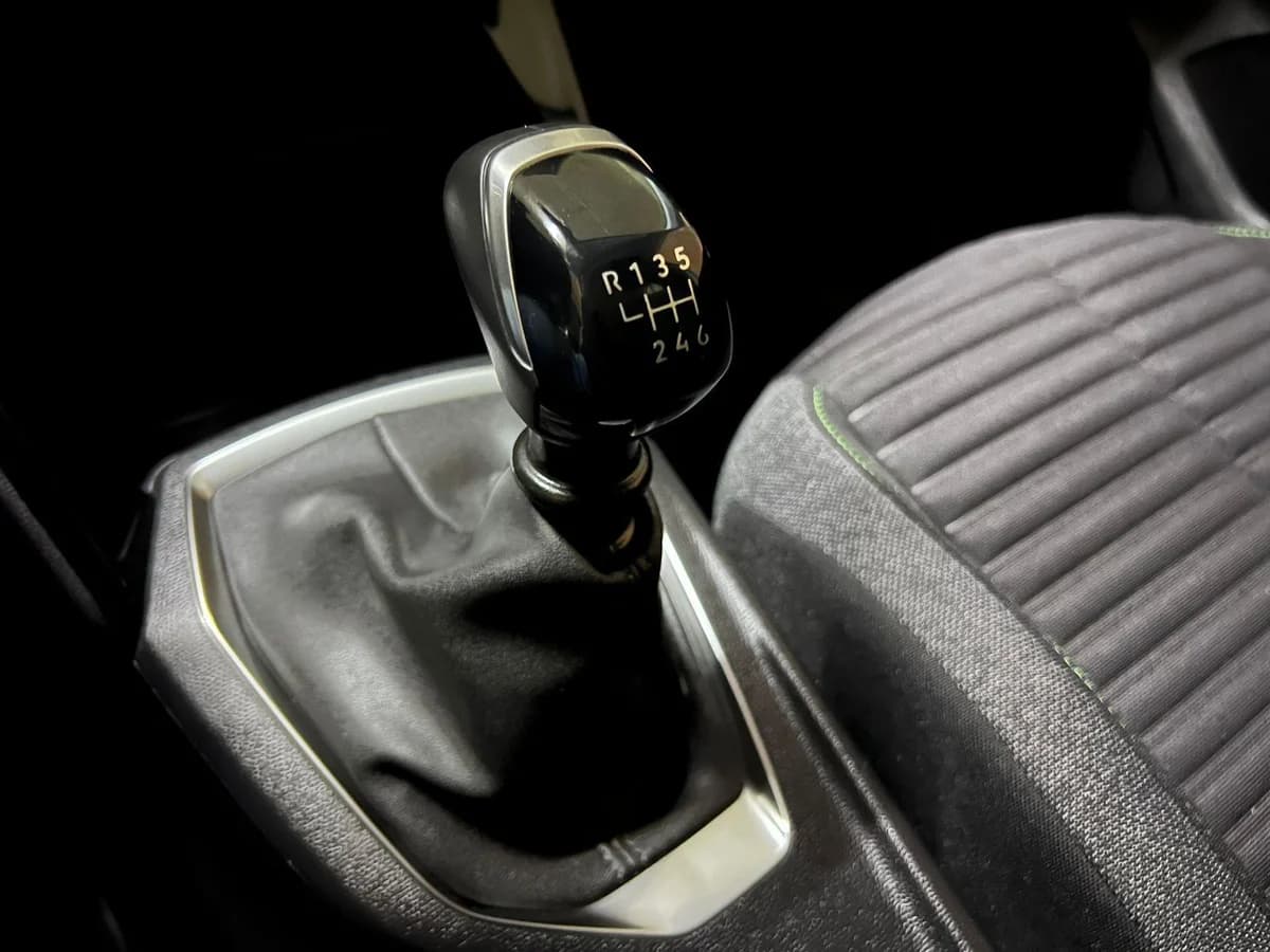 PEUGEOT 208 1.2 MT 100 HP 2025 - Imagen 8
