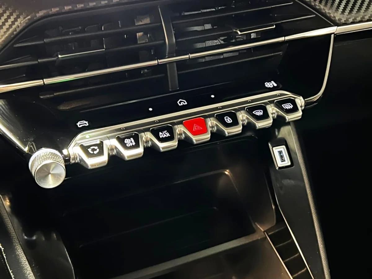 PEUGEOT 208 1.2 MT 2025 - Imagen 7