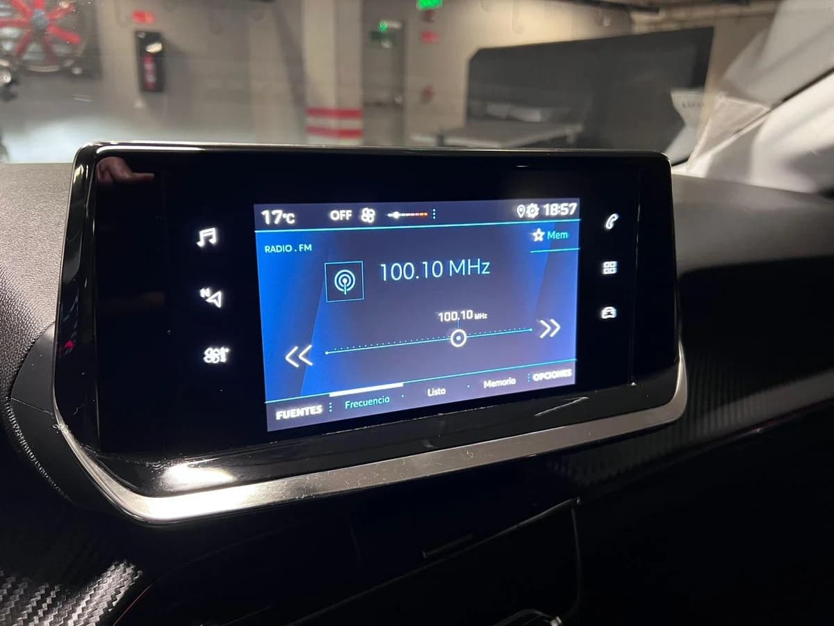 PEUGEOT 208 ACTIVE 1.2 MT 2022 - Imagen 5