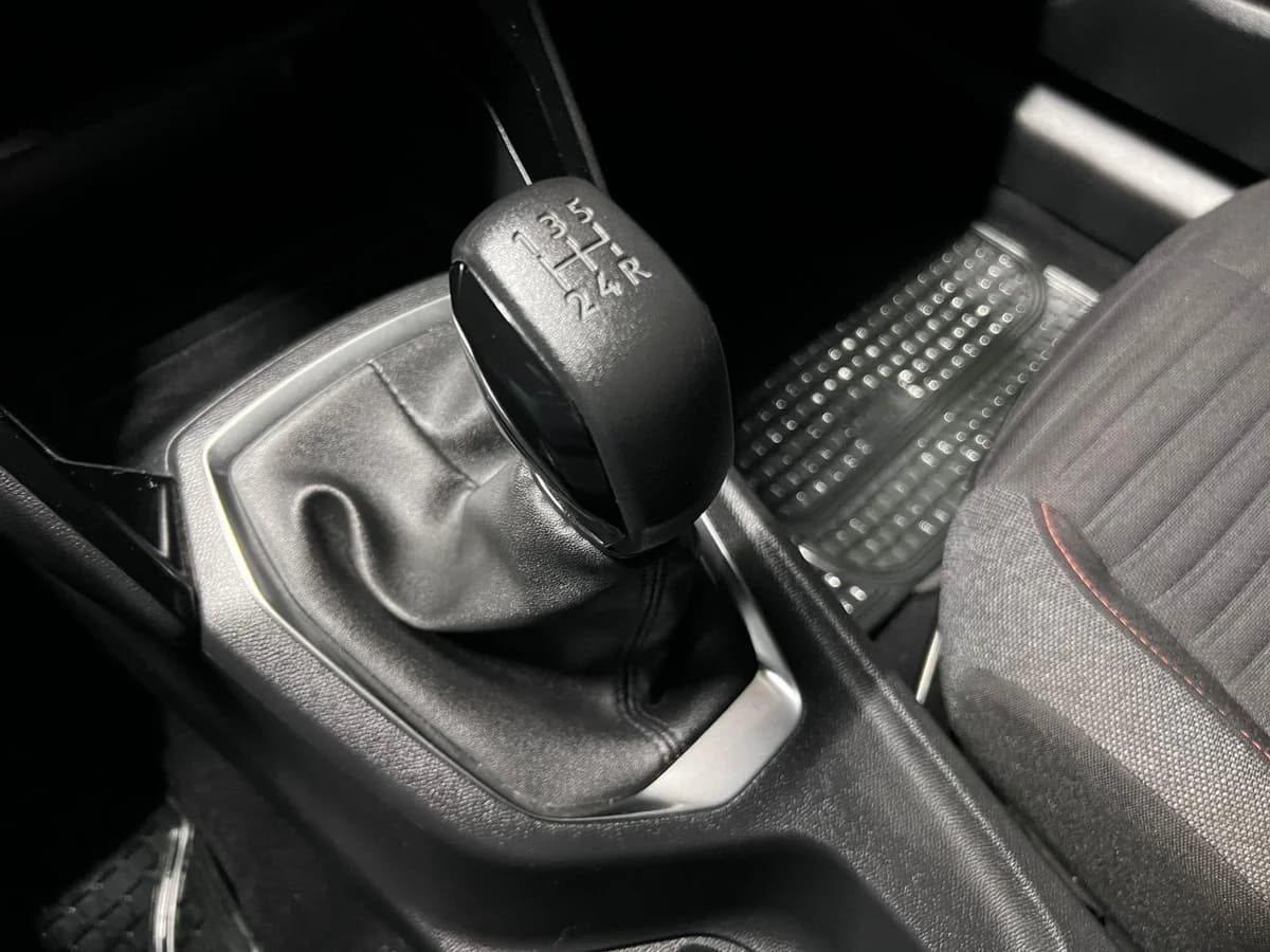 PEUGEOT 208 ACTIVE 1.2 MT 2022 - Imagen 12