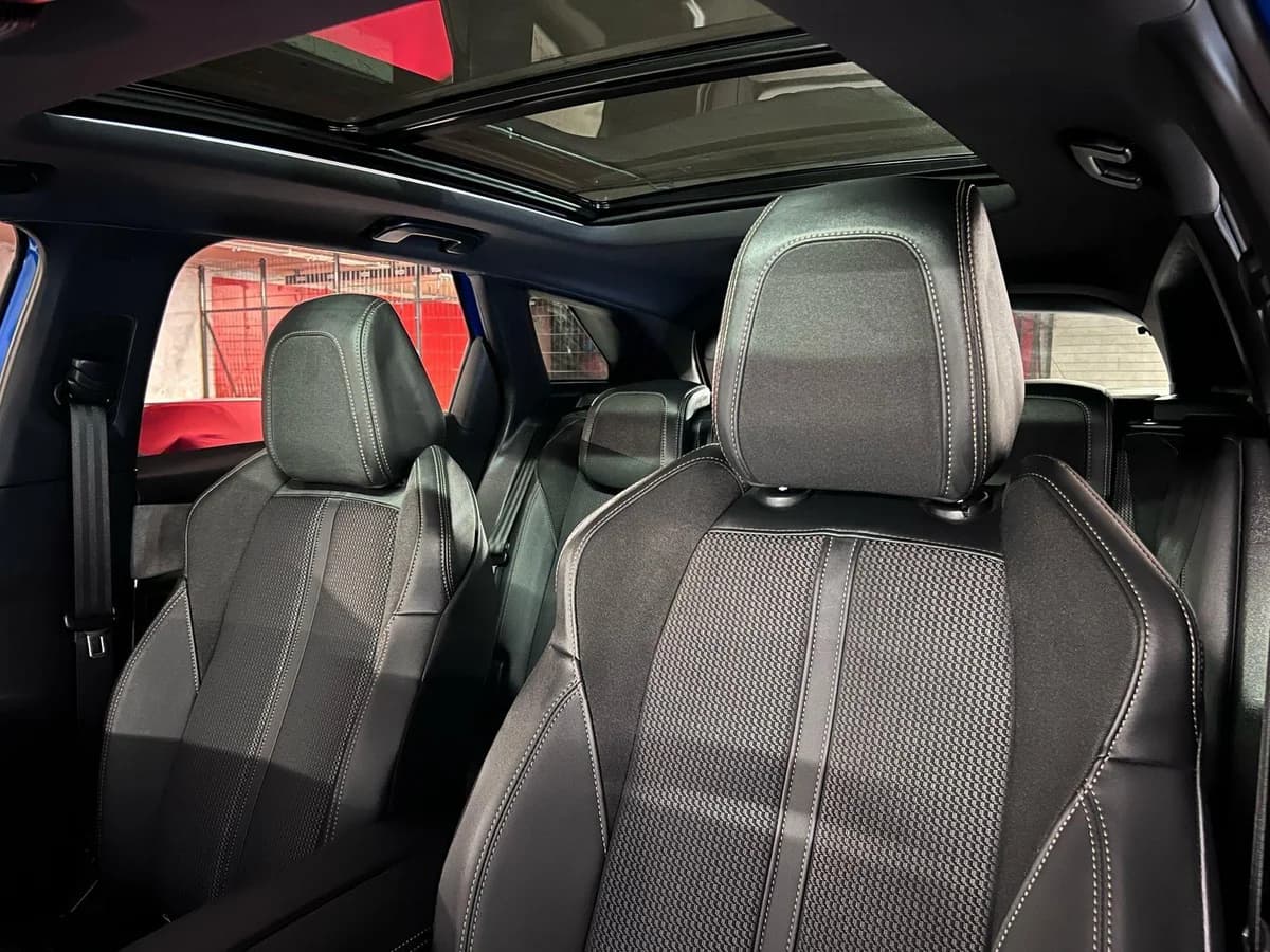 PEUGEOT 3008 GT PURETECH 180 2023 - Imagen 21