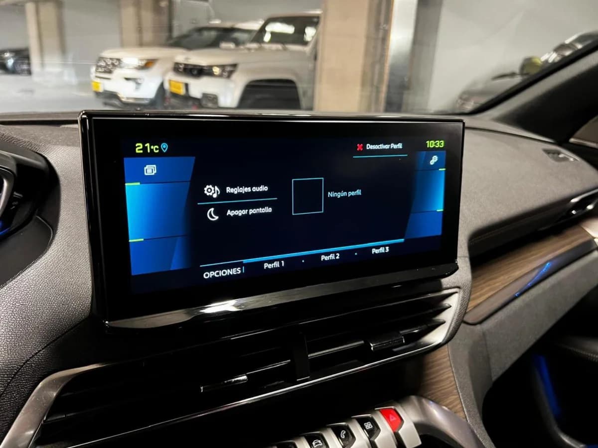 PEUGEOT 3008 HYBRID 300 4X4 2022 - Imagen 20