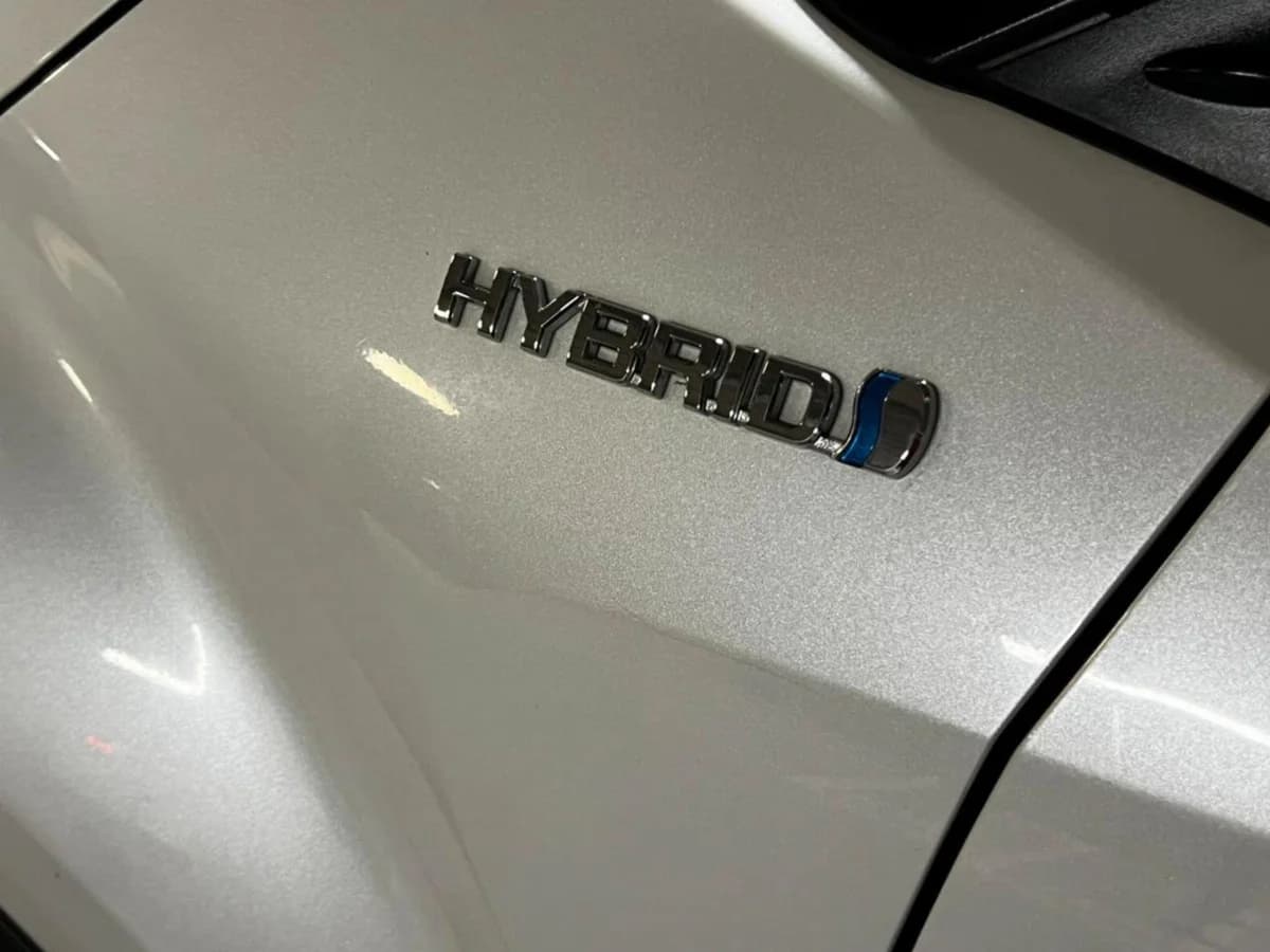 TOYOTA C-HR HEV 1.8 AT 2023 - Imagen 19