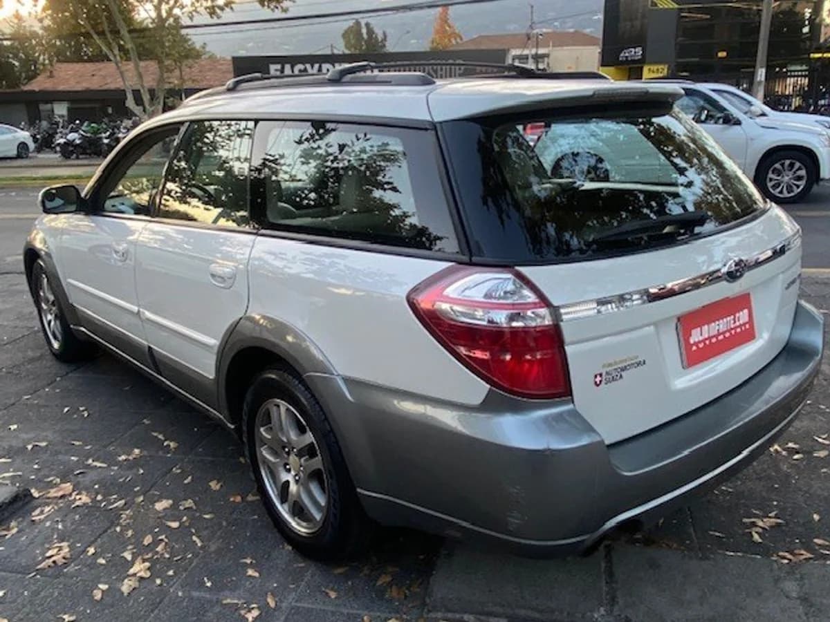 SUBARU OUTBACK 2.5 AWD 2007 - Imagen 6