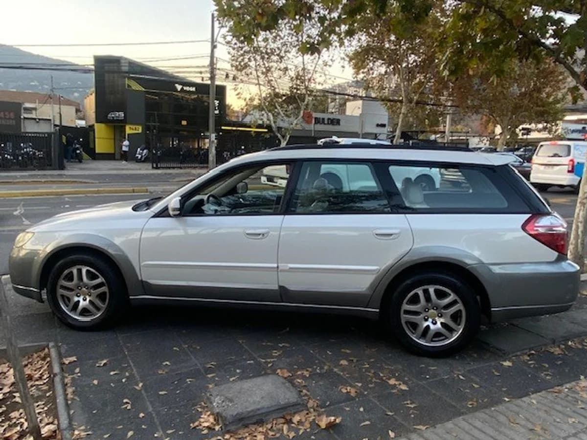 SUBARU OUTBACK 2.5 AWD 2007 - Imagen 8