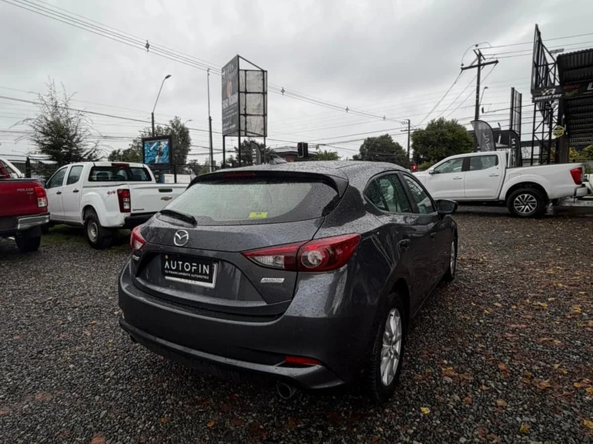 MAZDA 3 SPORT HB 2.0 MT 2018 - Imagen 8