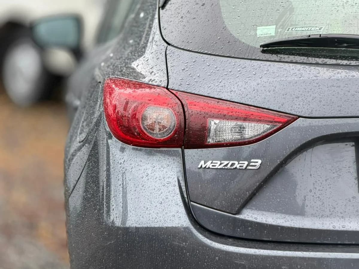 MAZDA 3 SPORT HB 2.0 MT 2018 - Imagen 9