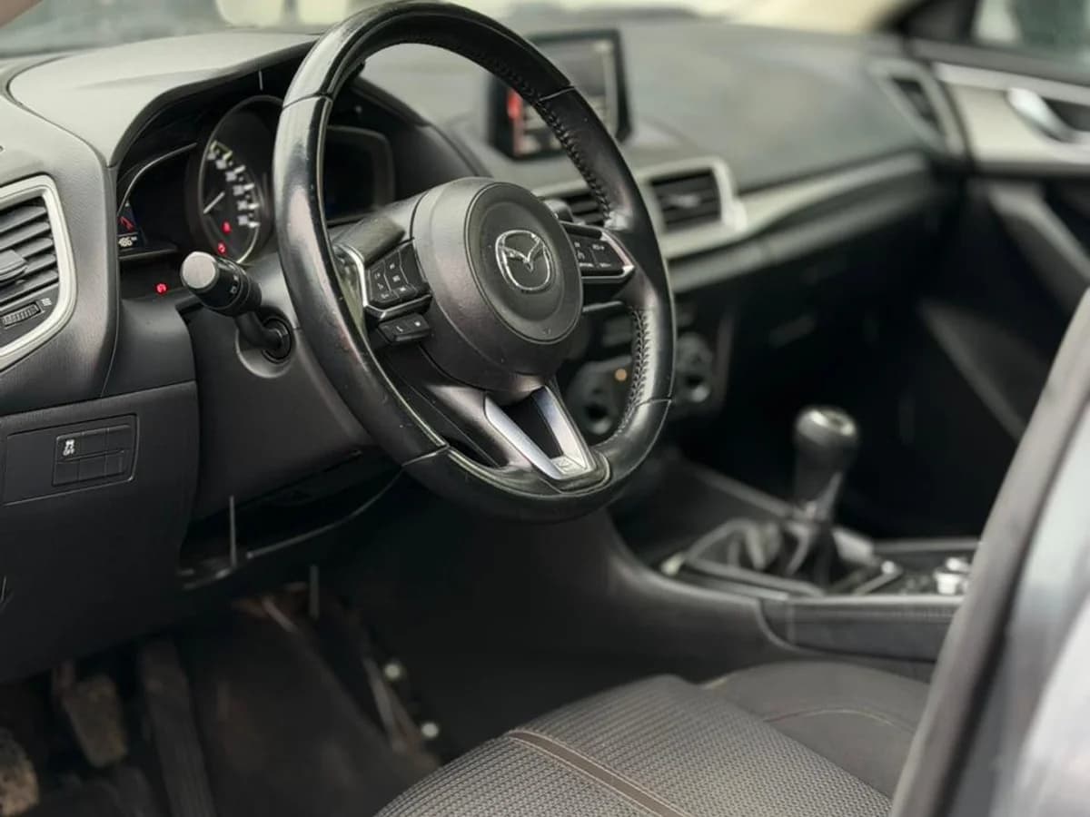 MAZDA 3 SPORT HB 2.0 MT 2018 - Imagen 15