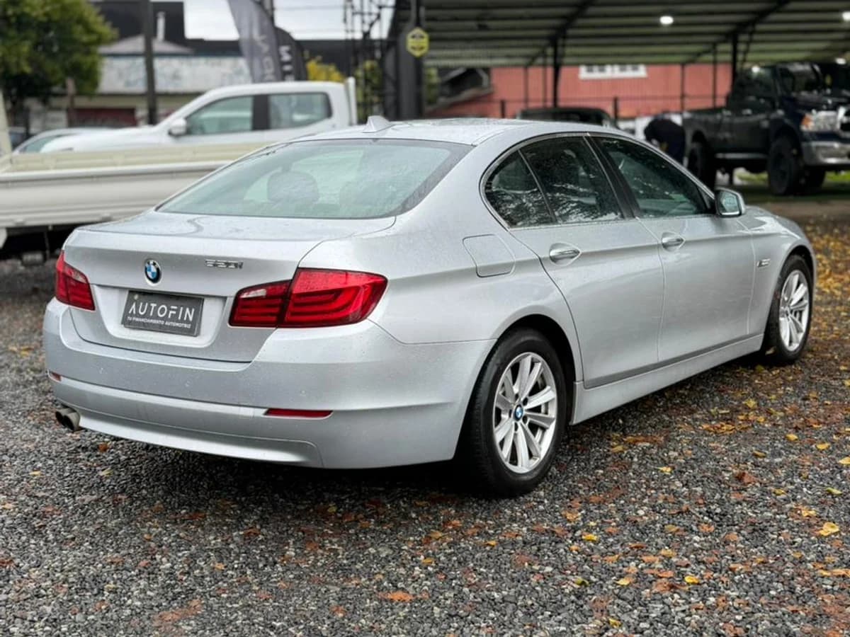 BMW 520i 2.0 AT 2013 - Imagen 3