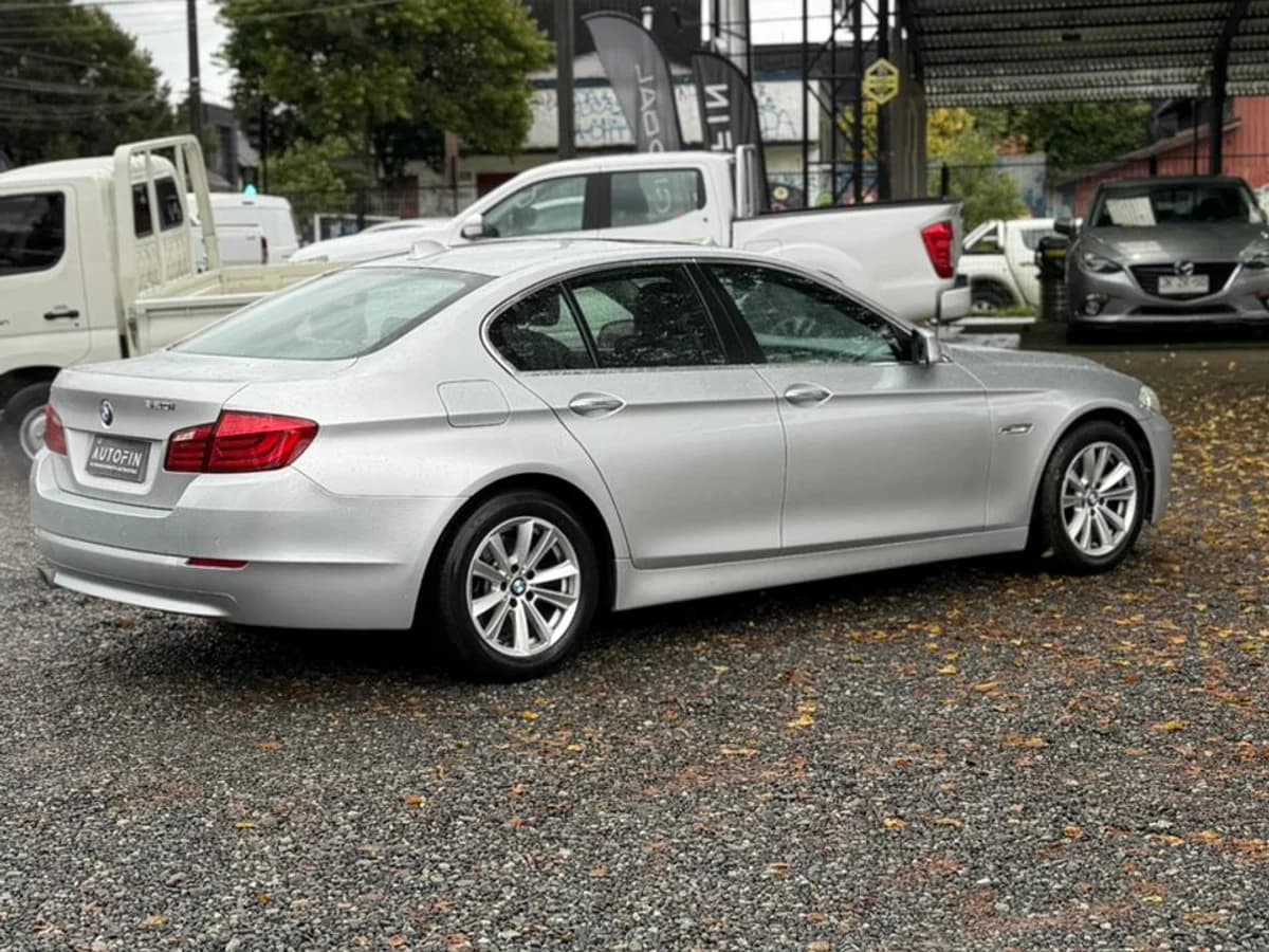 BMW 520i 2.0 AT 2013 - Imagen 8
