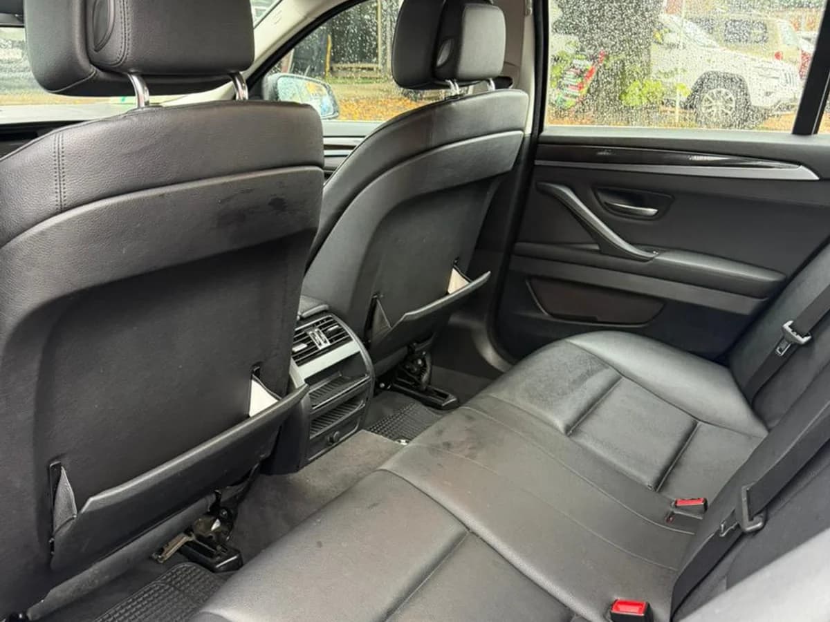 BMW 520i 2.0 AT 2013 - Imagen 12