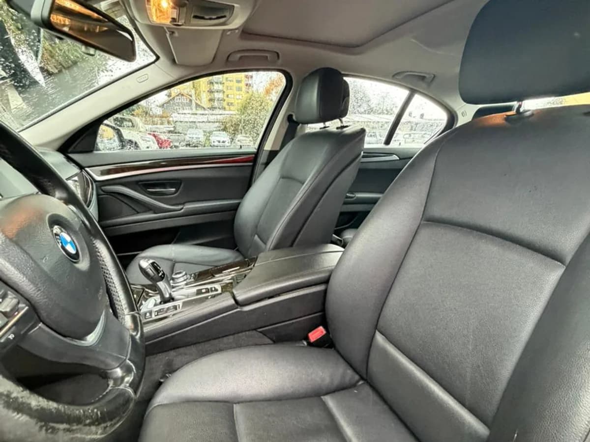BMW 520i 2.0 AT 2013 - Imagen 14