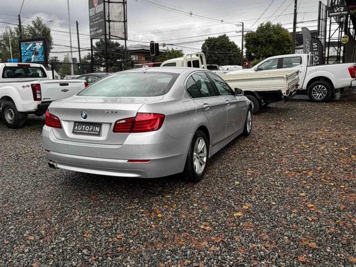 BMW 520i 2.0 AT 2013 - Imagen 16
