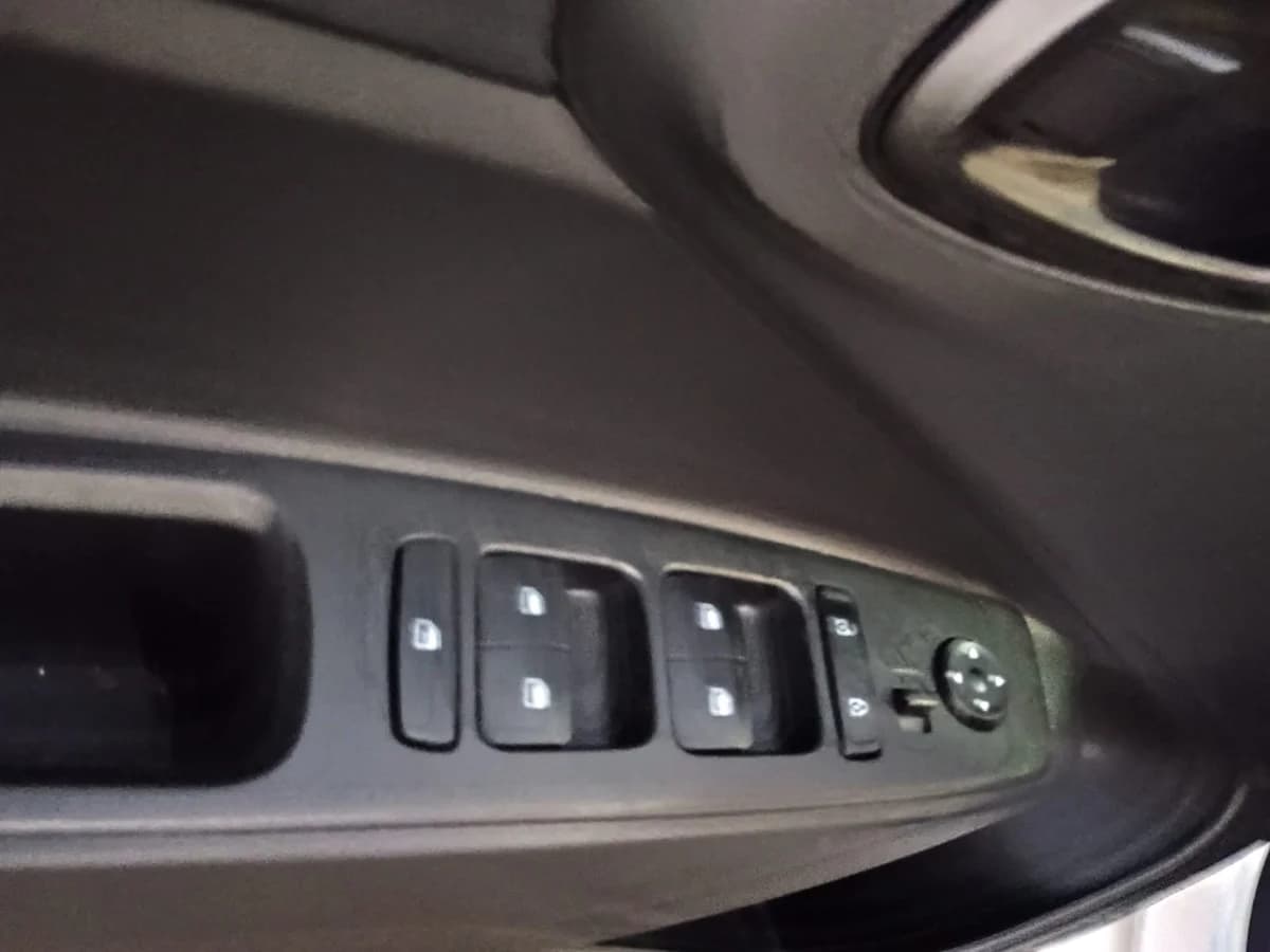 2025 Hyundai grand i-10 1.2 MT FULL - Imagen 19