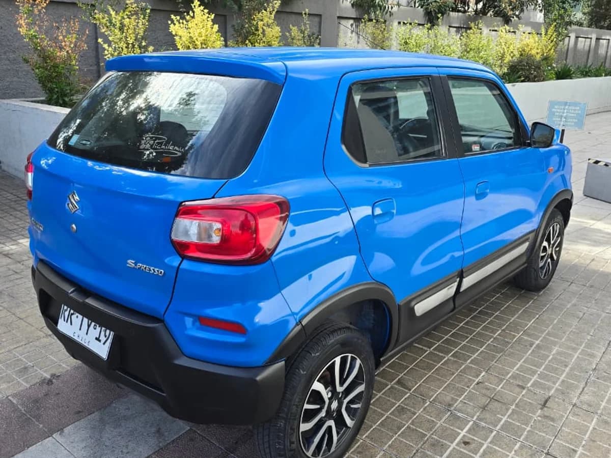 2022 Suzuki S-Presso 1.0 GLX - Imagen 3