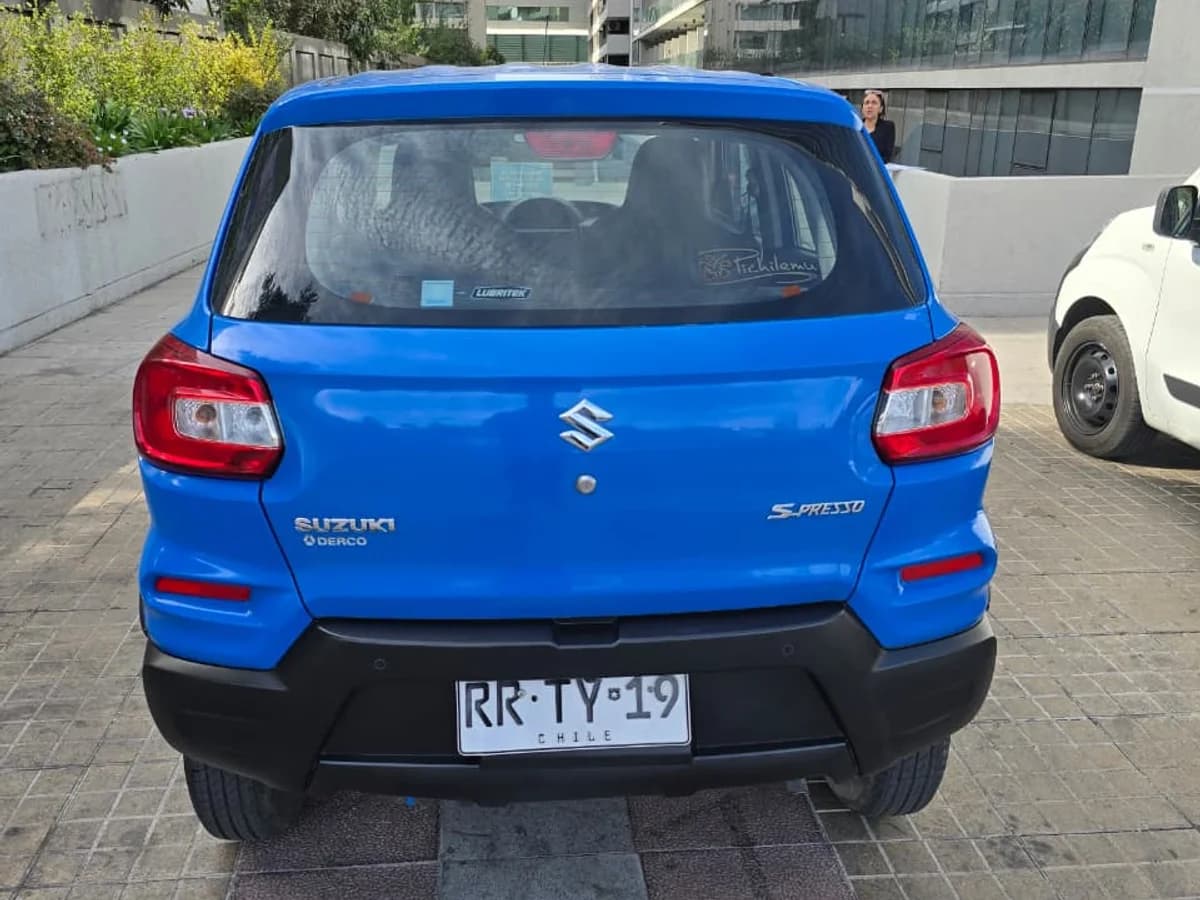 2022 Suzuki S-Presso 1.0 GLX - Imagen 6