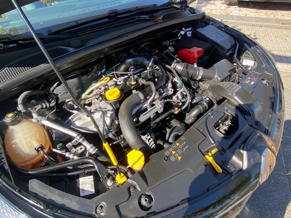 RENAULT CLIO V 1.0 Turbo Intens 2023 - Imagen 28