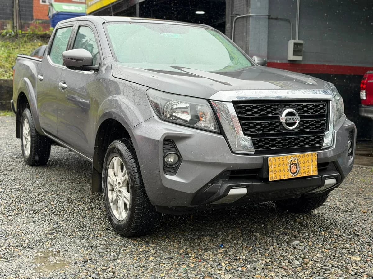 Nissan Navara XE 4x2 2.3 MT 2022 - Imagen 1