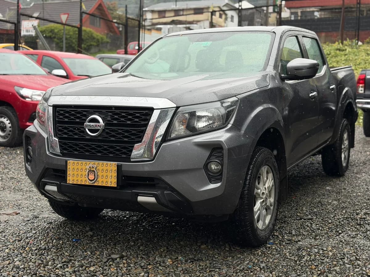 Nissan Navara XE 4x2 2.3 MT 2022 - Imagen 3