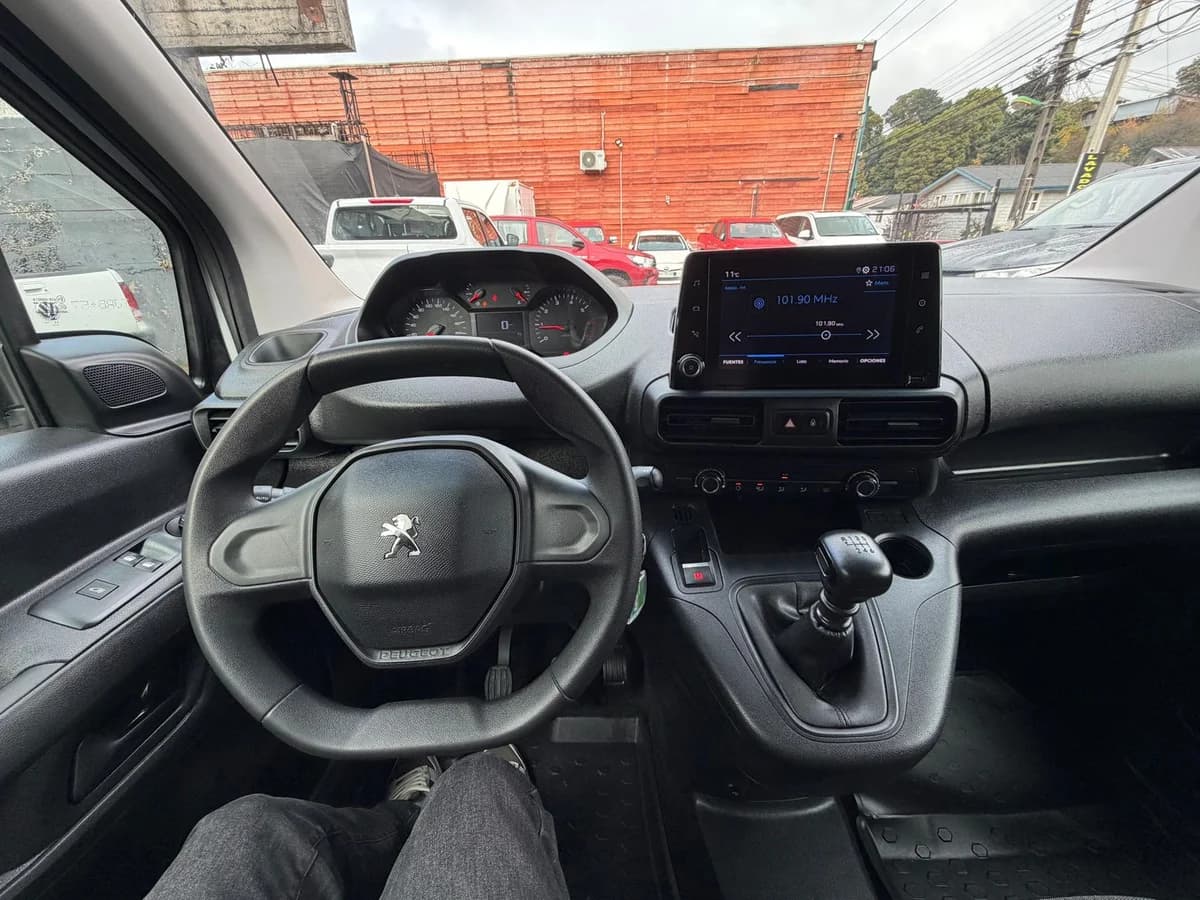 Peugeot Partner 2024 1.5L MT - Imagen 9