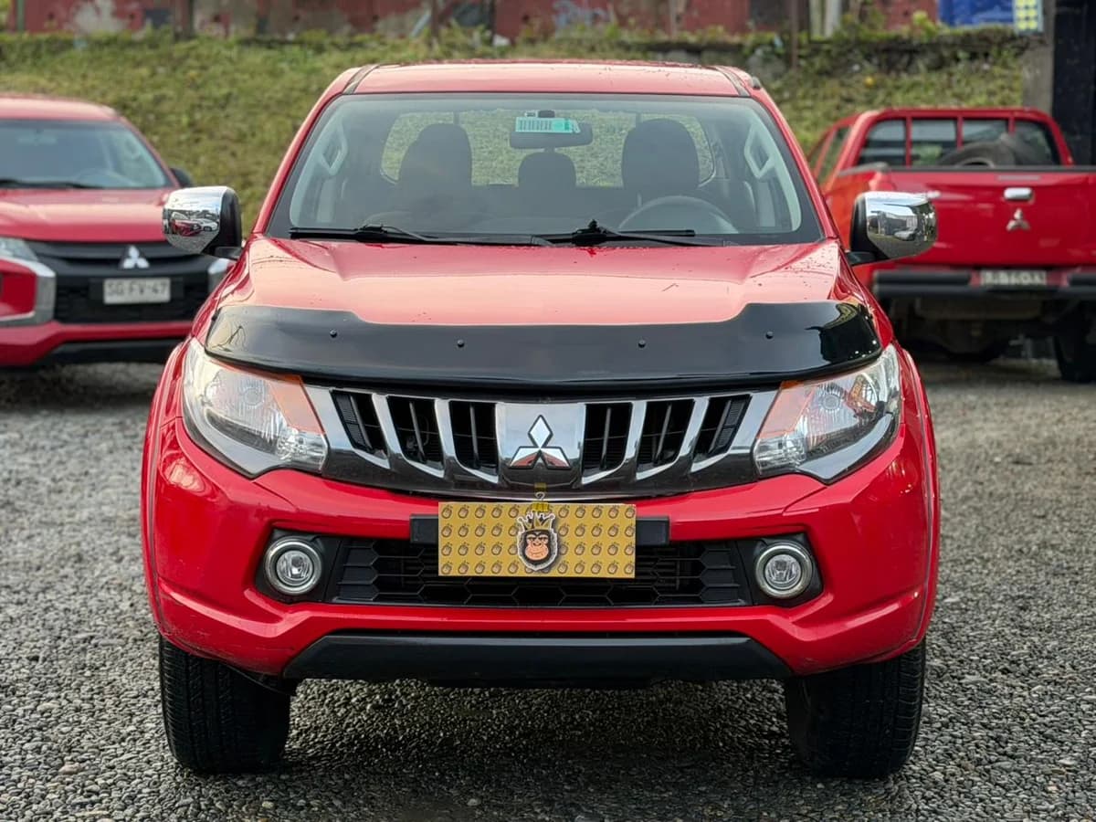 Mitsubishi L200 Katana CRT 2019 4x4 MT - Imagen 2