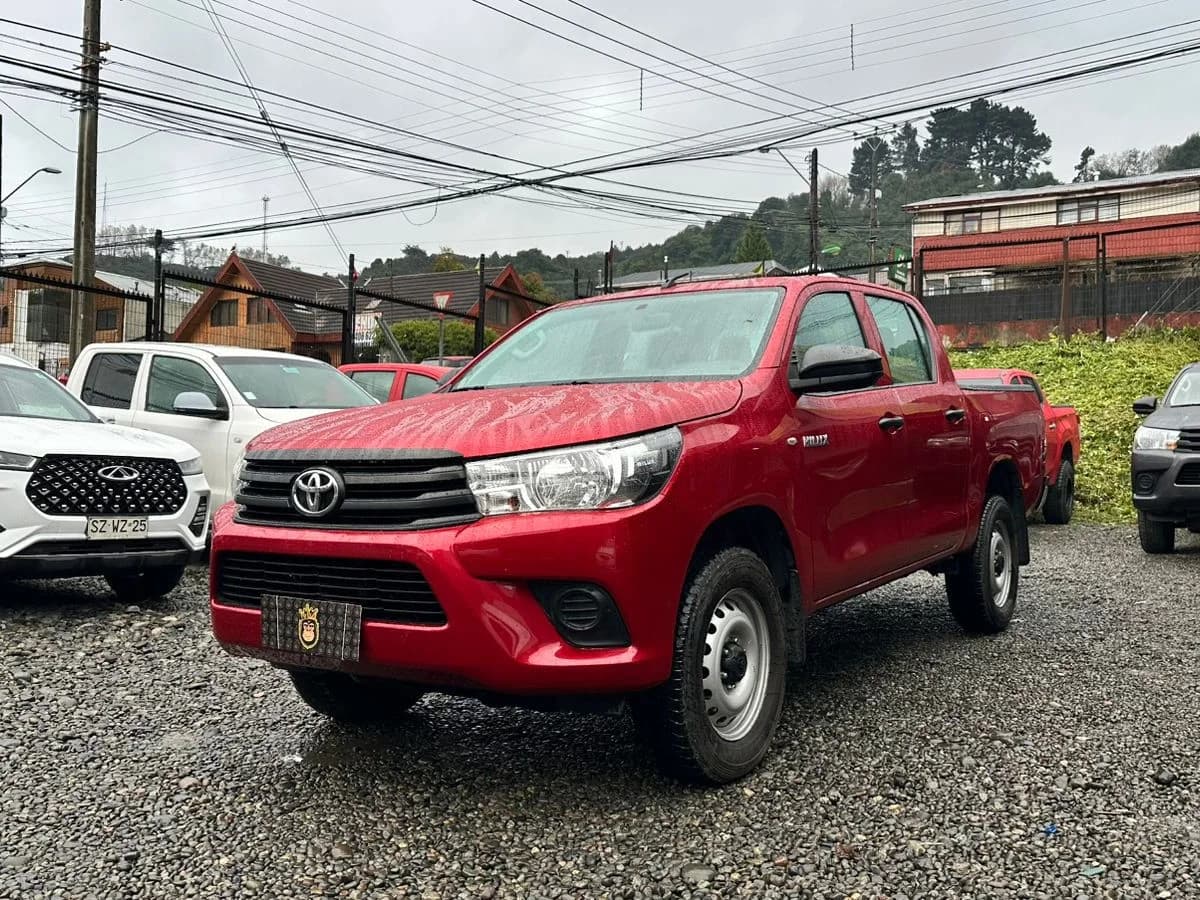Toyota Hilux DX 2.4TD 4x2 DCAB - Imagen 3