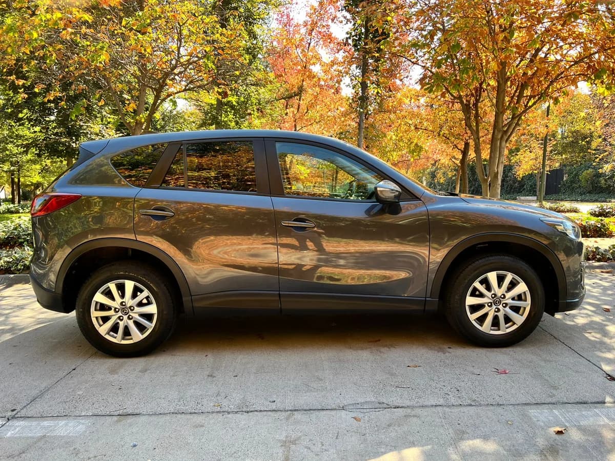 MAZDA NEW CX 5 R 2.0L AWD AUT AÑO 2017 - Imagen 11