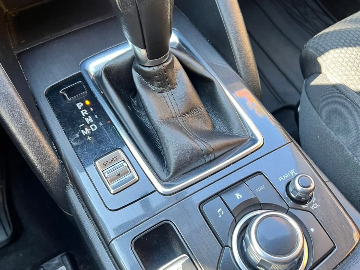 MAZDA NEW CX 5 R 2.0L AWD AUT AÑO 2017 - Imagen 17