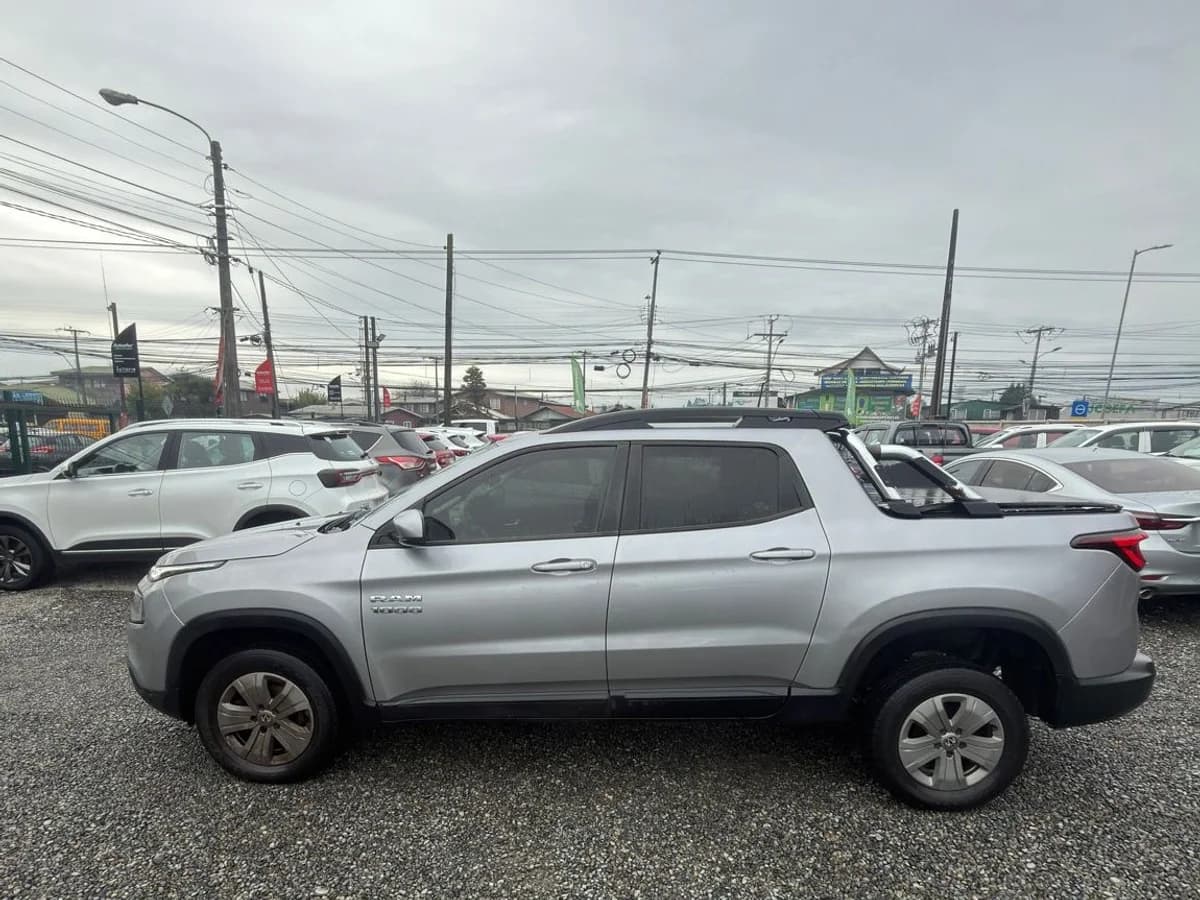 RAM 1000 BIGHORN 1.8 AUT. 2021 - Imagen 2